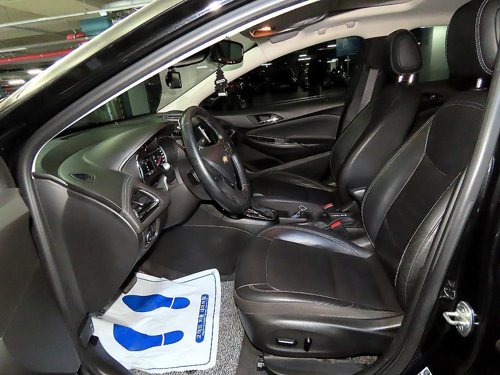 Chevrolet Cruise - Vista 6