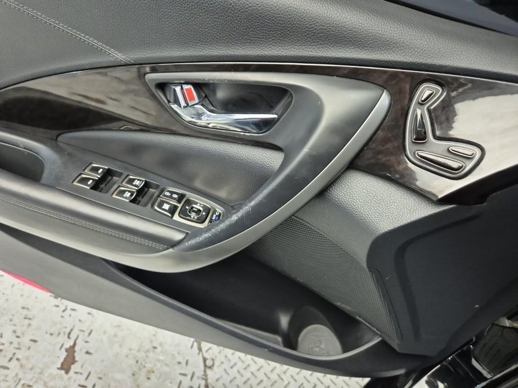 HYUNDAI Grandeur 2011 Negro - Importación desde Corea - HF Imports Iquique - Foto 18