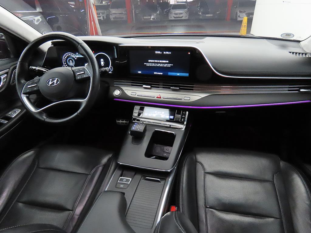 HYUNDAI Grandeur - Vista 5