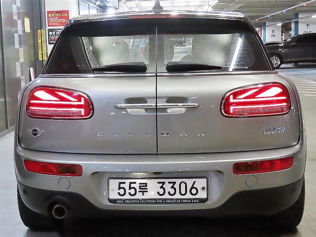 Mini Clubman - Vista 5