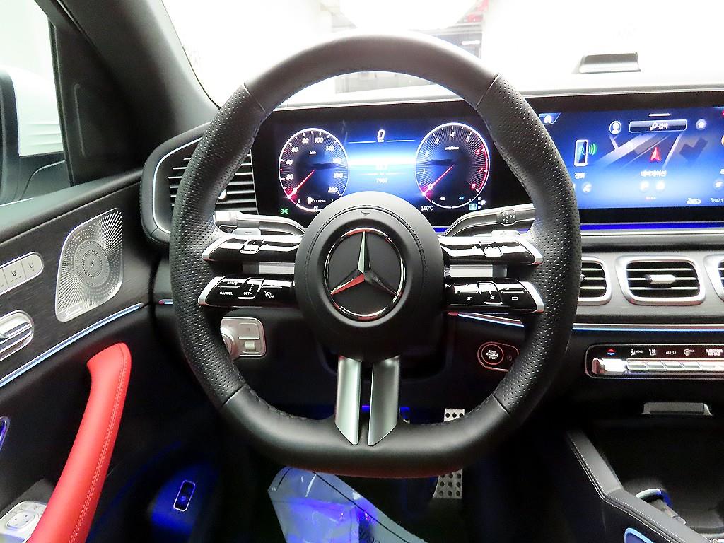 Mercedes Benz GLE Class - Vista 7