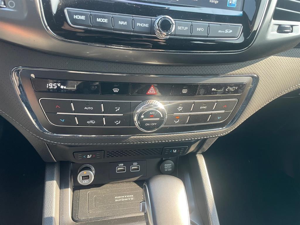 Ssangyong Rexton - Vista 11