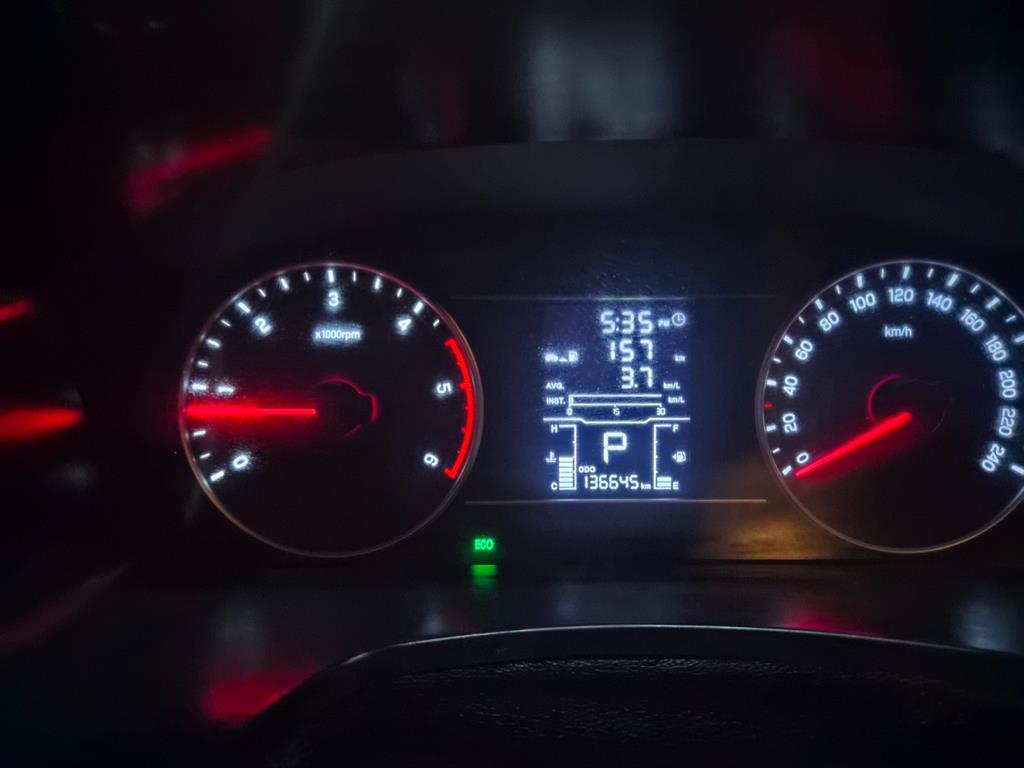 Ssangyong Rexton - Vista 7