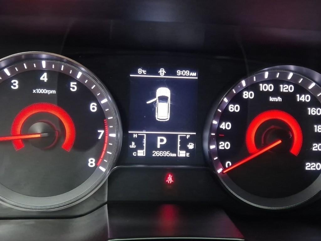 Ssangyong Tivoli - Vista 6