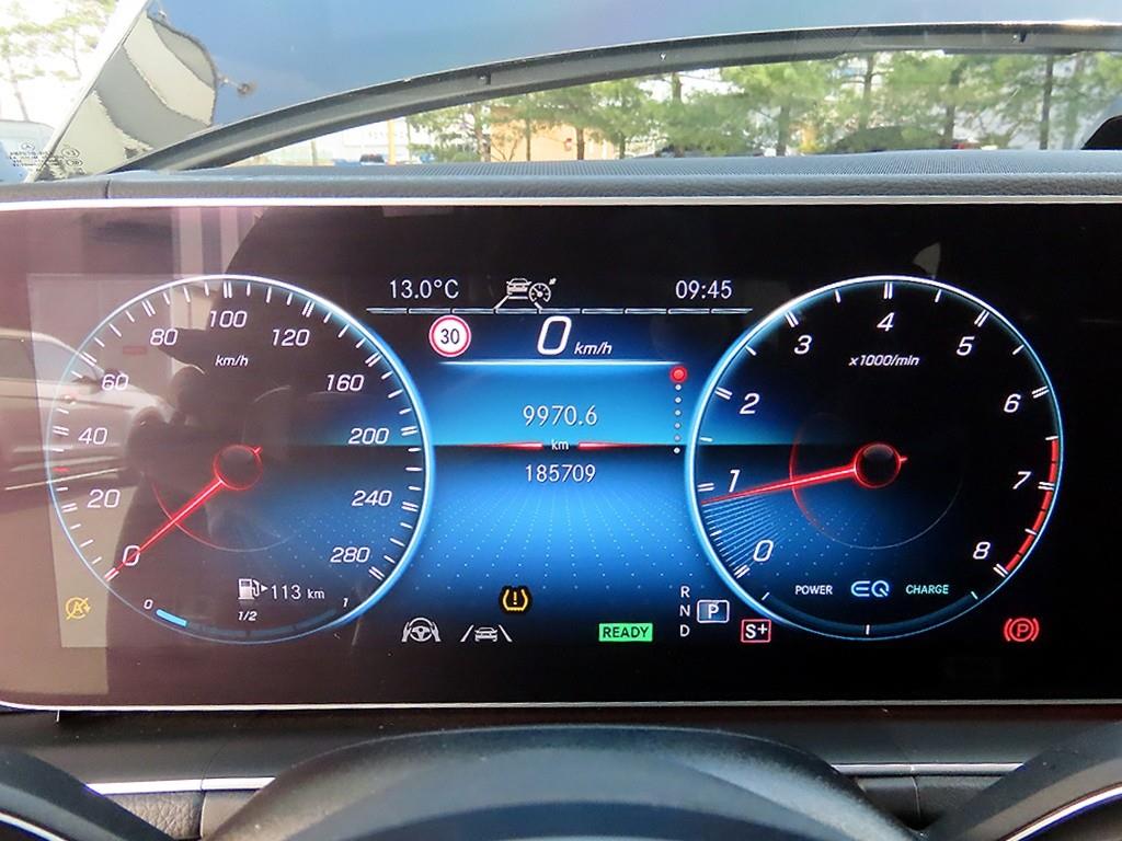 Mercedes Benz GLE Class - Vista 9