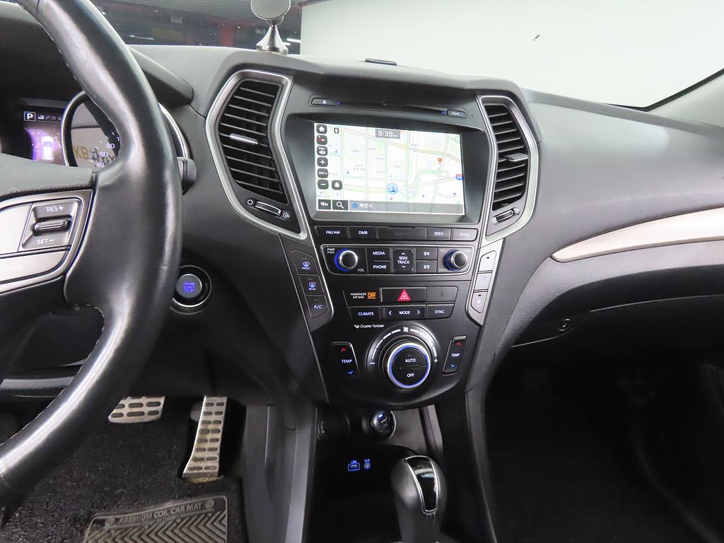 HYUNDAI Maxcruz - Vista 10