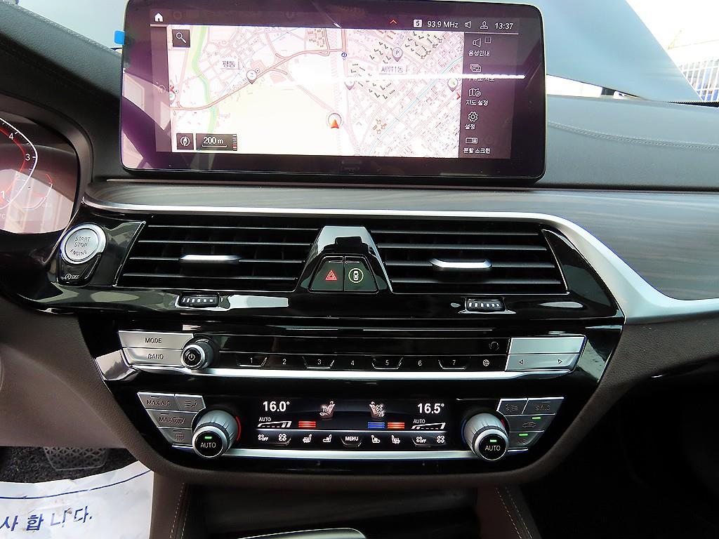 BMW 5 Series - Vista 12