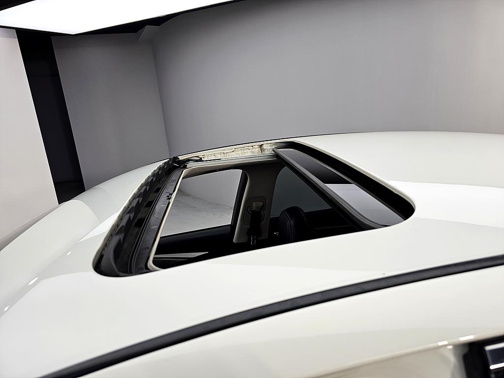 Infiniti Q - Vista 11