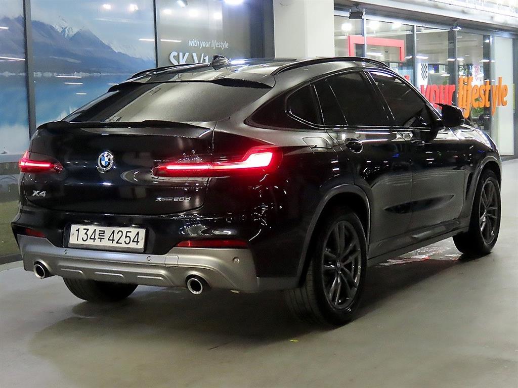 BMW X4 - Vista 4