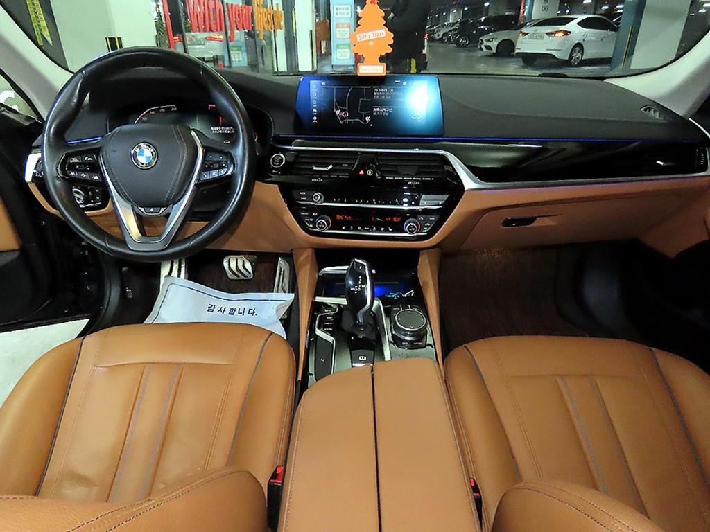 BMW 5 Series - Vista 10