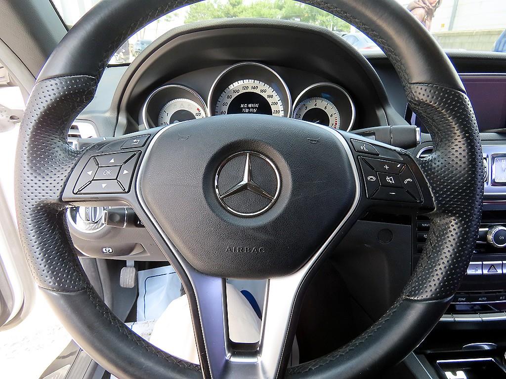 Mercedes Benz E class 2014 Blanco - Importación desde Corea - HF Imports Iquique - Foto 13