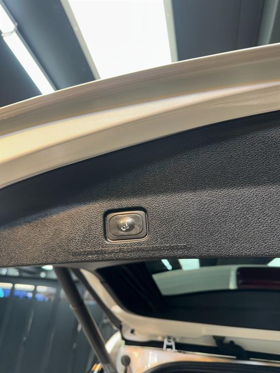 Ford Explorer - Vista 9