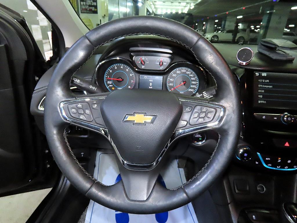 Chevrolet Cruise - Vista 8