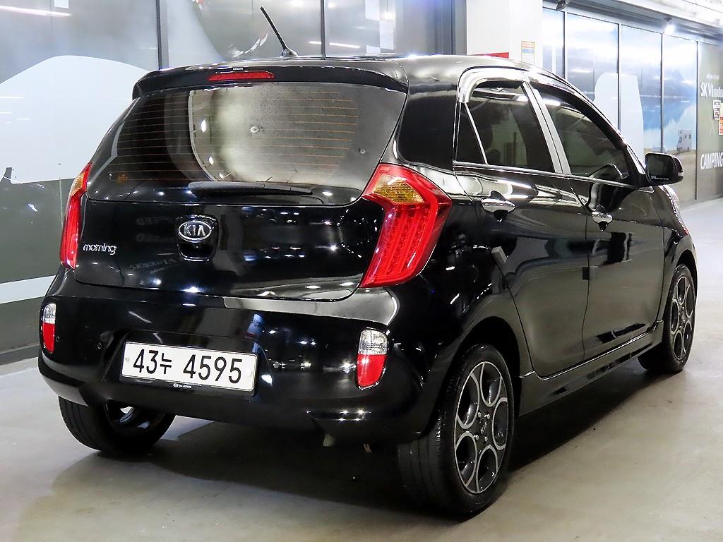 KIA Morning - Vista 4