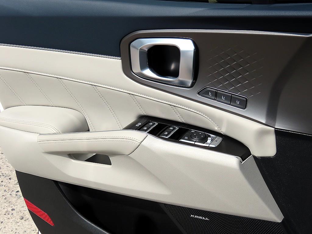 KIA Sorento - Vista 12