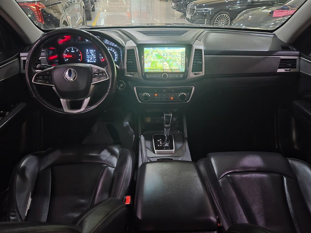 Ssangyong Rexton - Vista 9