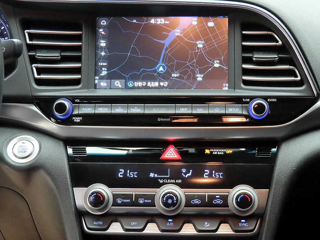 HYUNDAI Avante 2019 Azul - Importación desde Corea - HF Imports Iquique - Foto 15