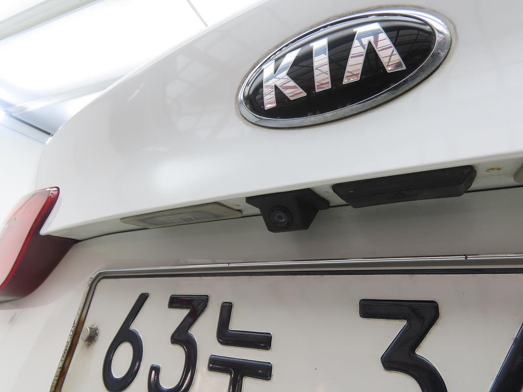 KIA K5 2014 Blanco - Importación desde Corea - HF Imports Iquique - Foto 17