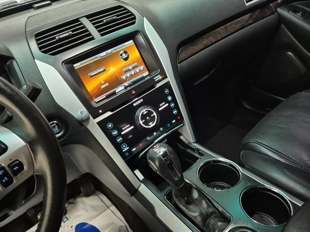 Ford Explorer - Vista 10