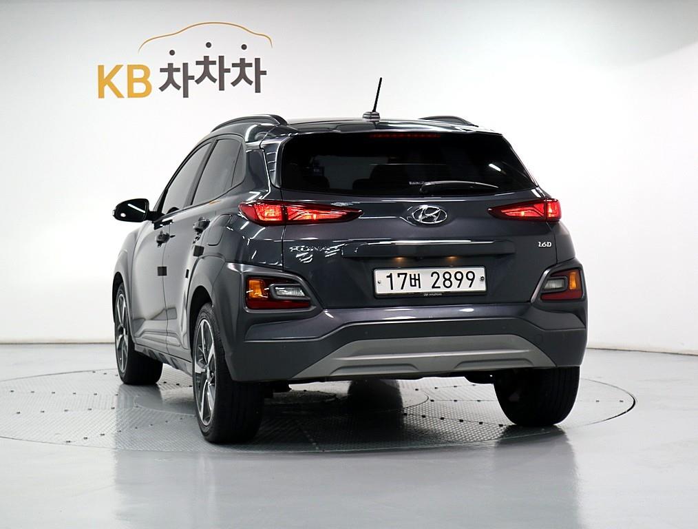 HYUNDAI Kona - Vista 4