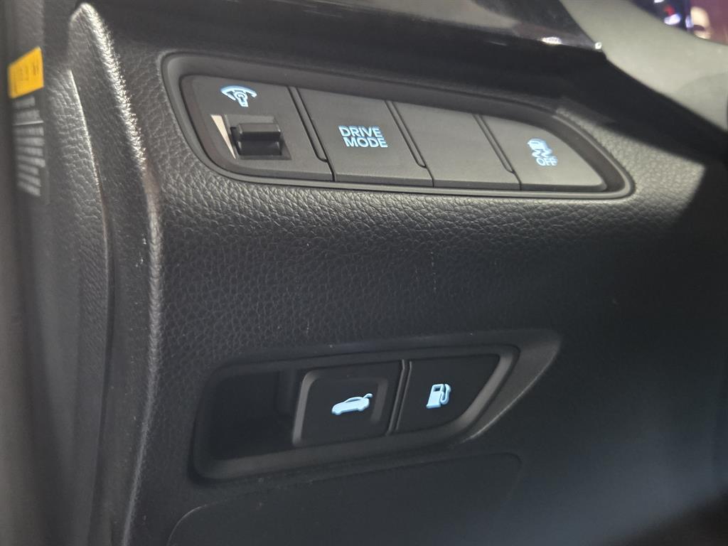 HYUNDAI Grandeur - Vista 12