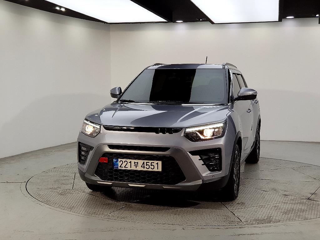 Ssangyong Tivoli - Vista 2