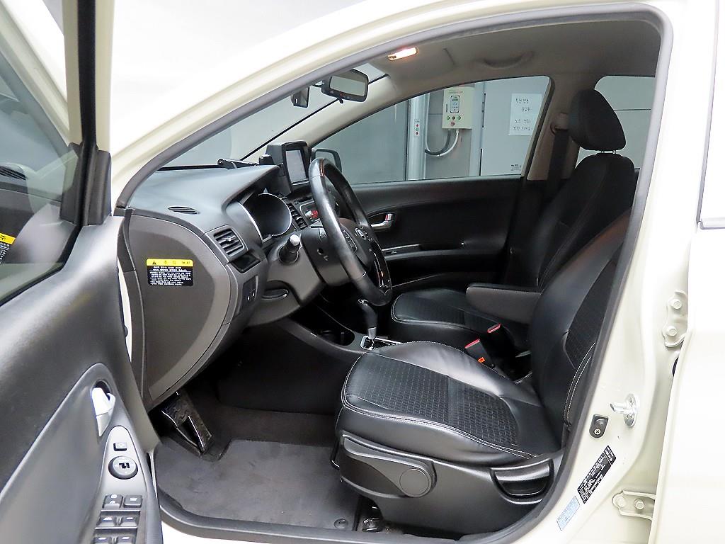 KIA Morning - Vista 5