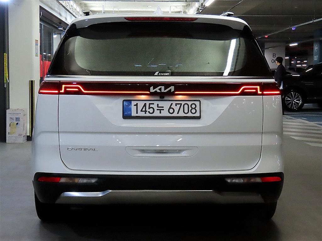 KIA Carnival - Vista 5