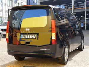 HYUNDAI Staria - Vista 8