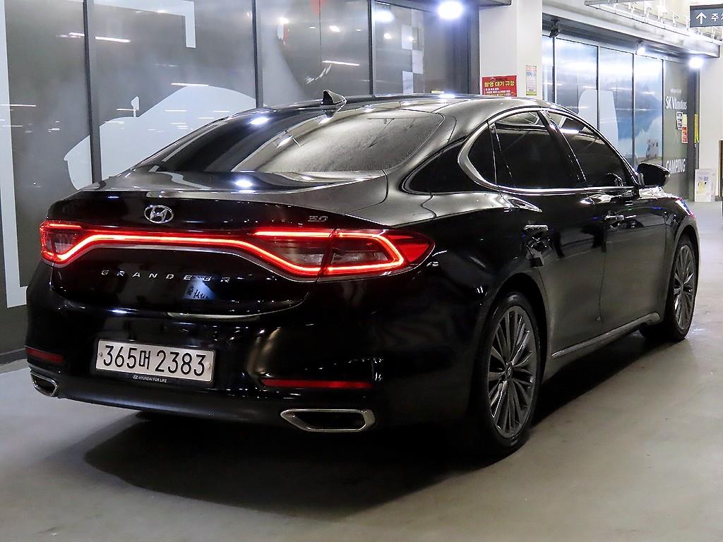 HYUNDAI Grandeur - Vista 4