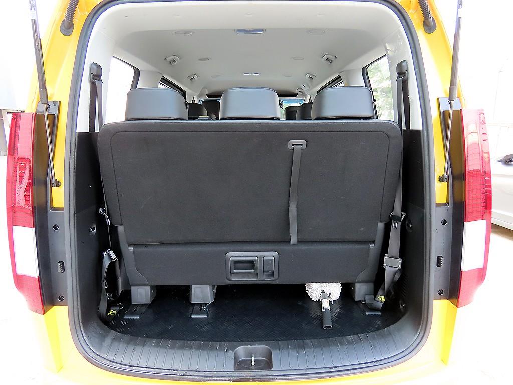 HYUNDAI Staria 2022 Amarillo - Importación desde Corea - HF Imports Iquique - Foto 17