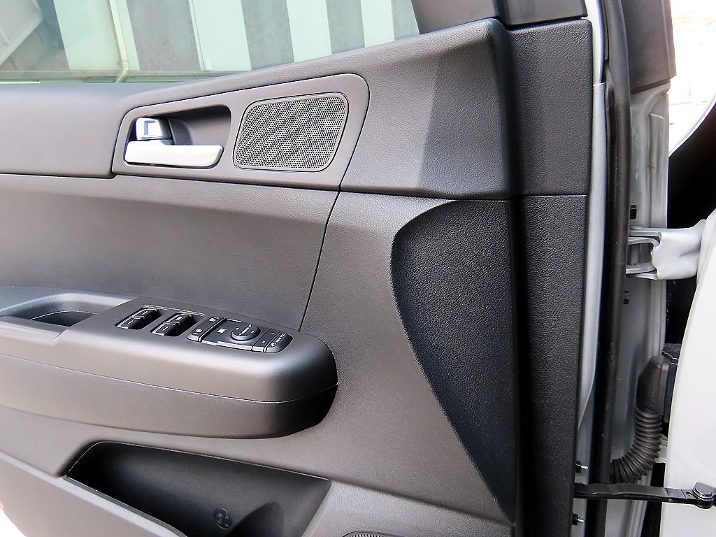 KIA Sportage - Vista 11