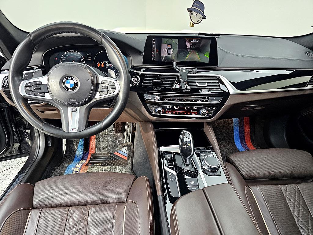 BMW 5 Series - Vista 5