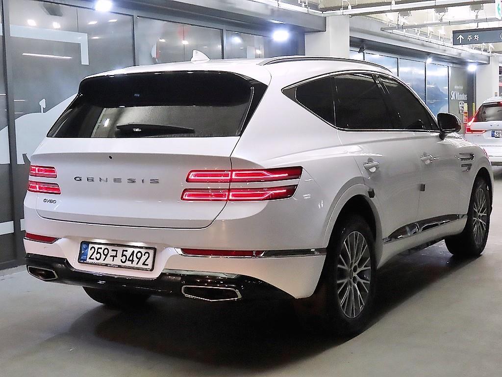 Genesis GV80 - Vista 5