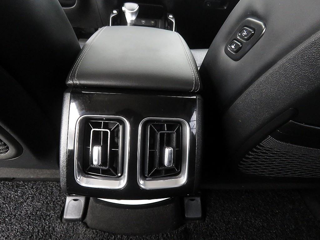 KIA Sorento - Vista 10