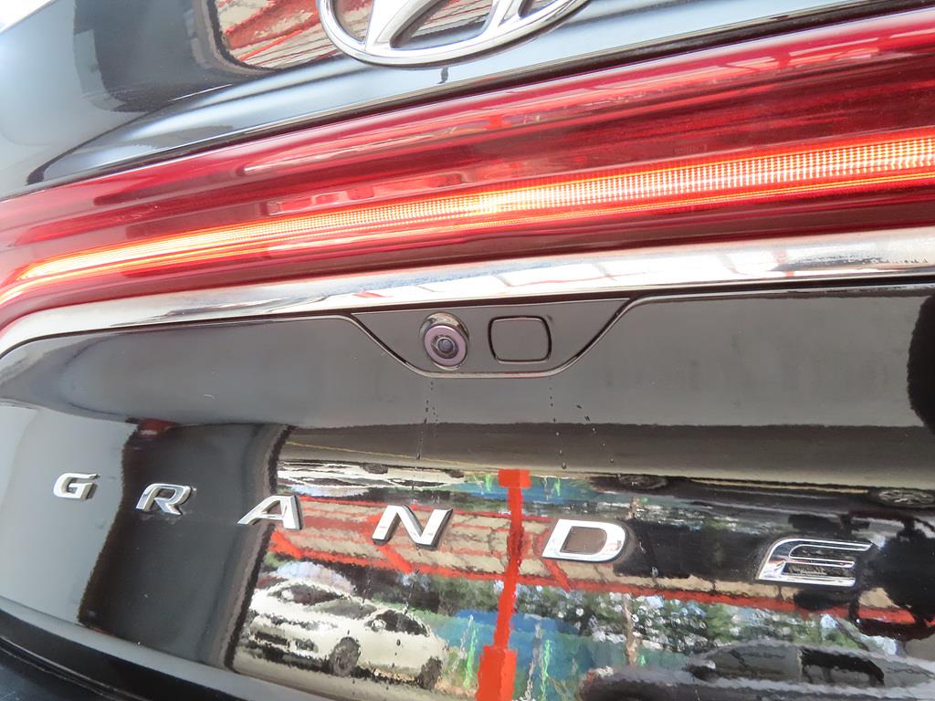 HYUNDAI Grandeur 2018 Negro - Importación desde Corea - HF Imports Iquique - Foto 17