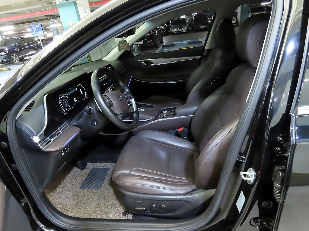 HYUNDAI Grandeur - Vista 6