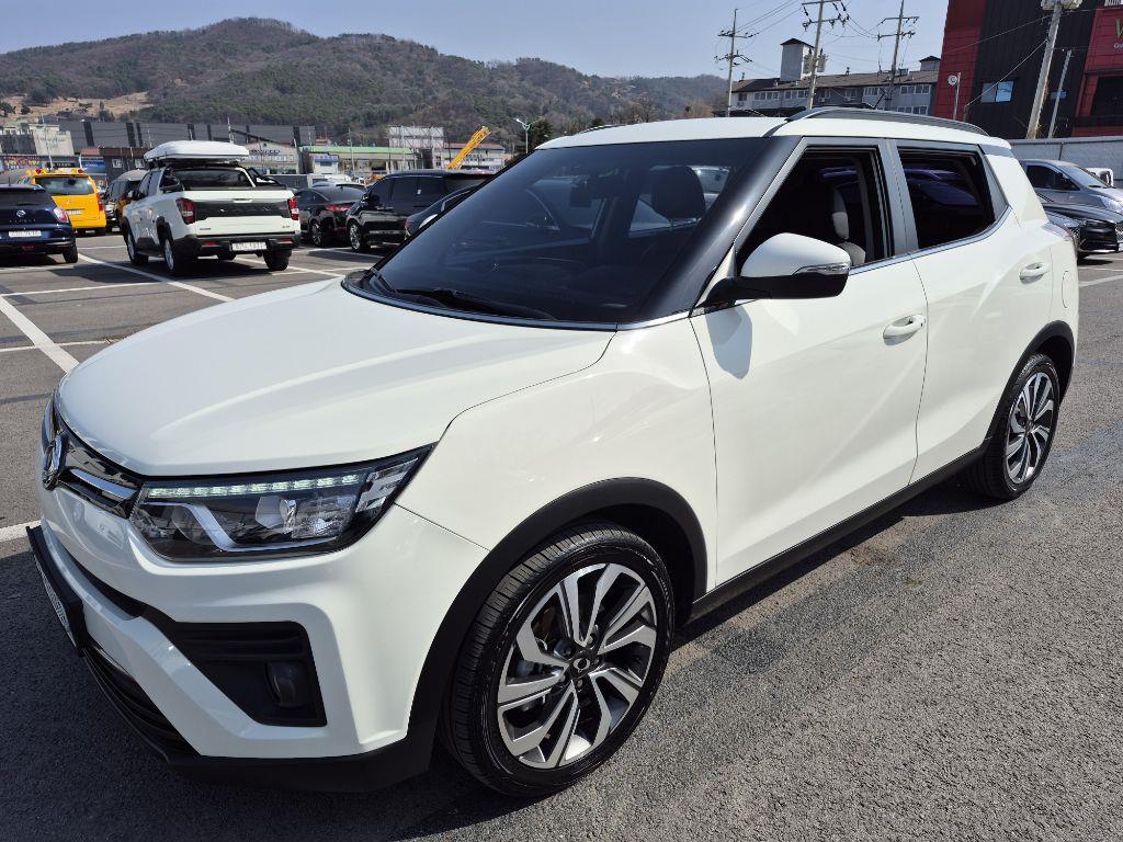 Ssangyong Tivoli - Vista 2