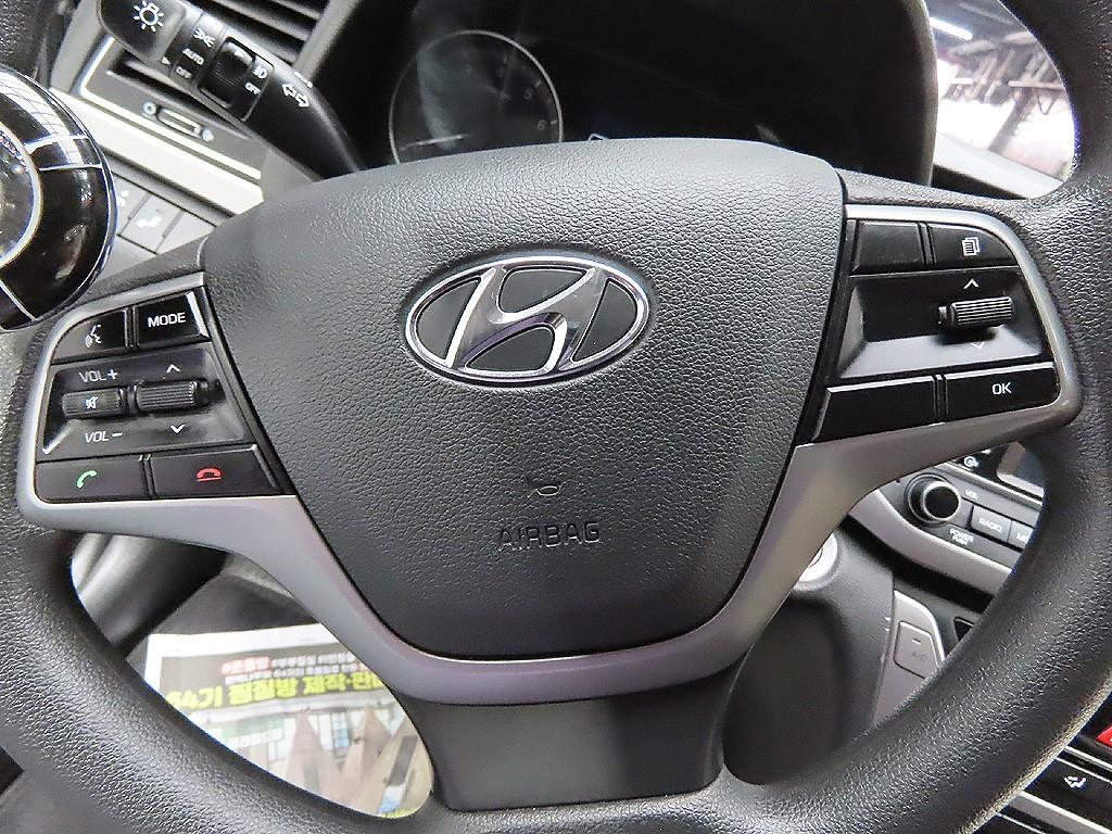 HYUNDAI Avante 2018 Gris - Importación desde Corea - HF Imports Iquique - Foto 13