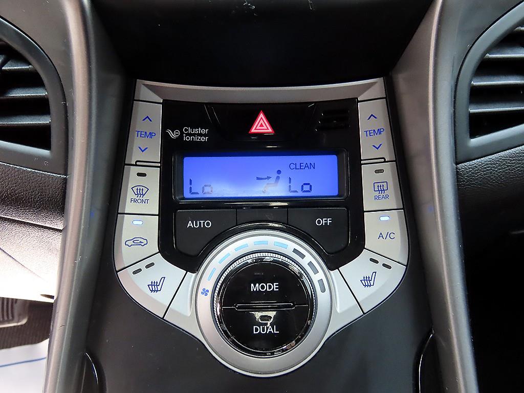 HYUNDAI Avante 2011 Plateado - Importación desde Corea - HF Imports Iquique - Foto 14