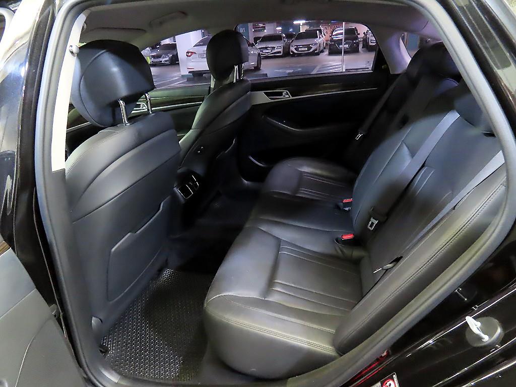 Genesis G80 - Vista 7