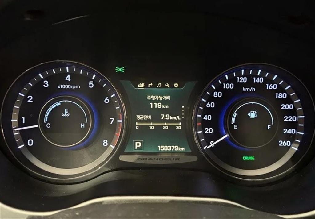 HYUNDAI Grandeur - Vista 8