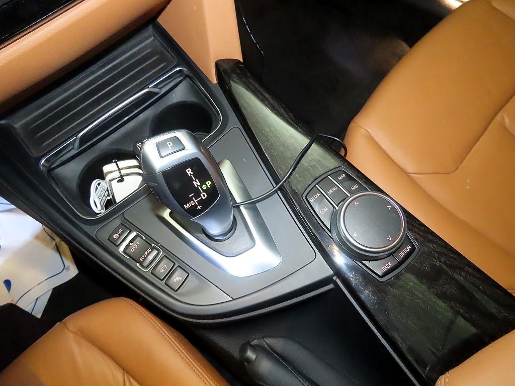 BMW Gran Turismo - Vista 12