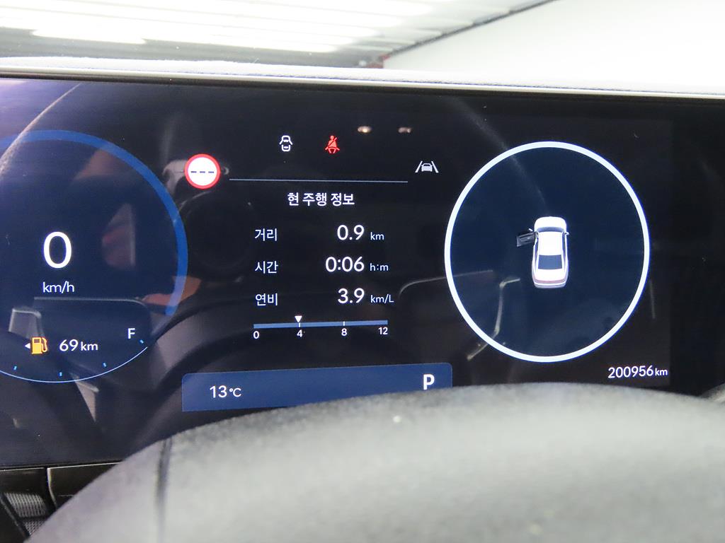 HYUNDAI Grandeur - Vista 7