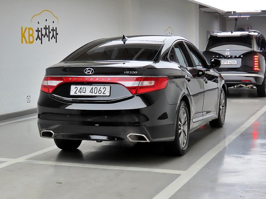 HYUNDAI Grandeur - Vista 4