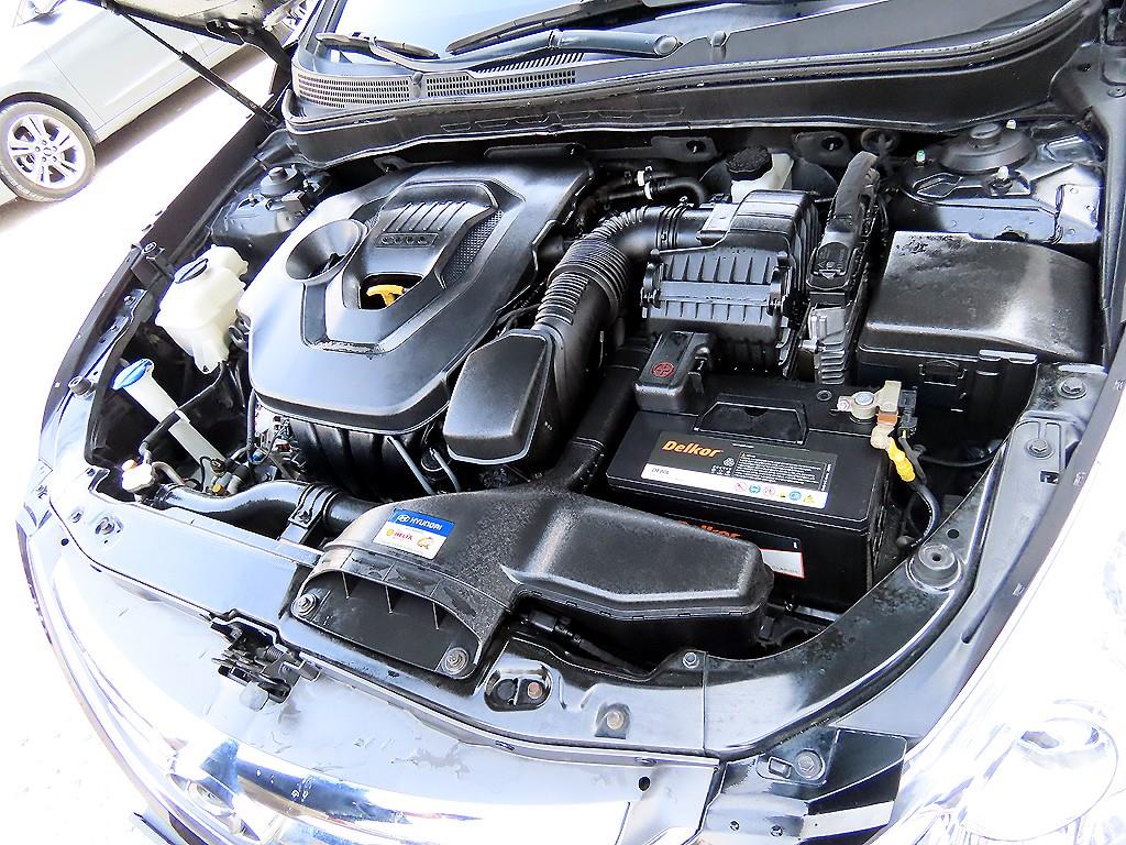 HYUNDAI Sonata 2013 Negro - Importación desde Corea - HF Imports Iquique - Foto 17