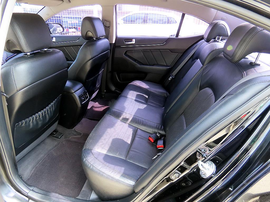 KIA K7 - Vista 6