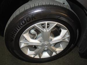 Ssangyong Tivoli - Vista 12