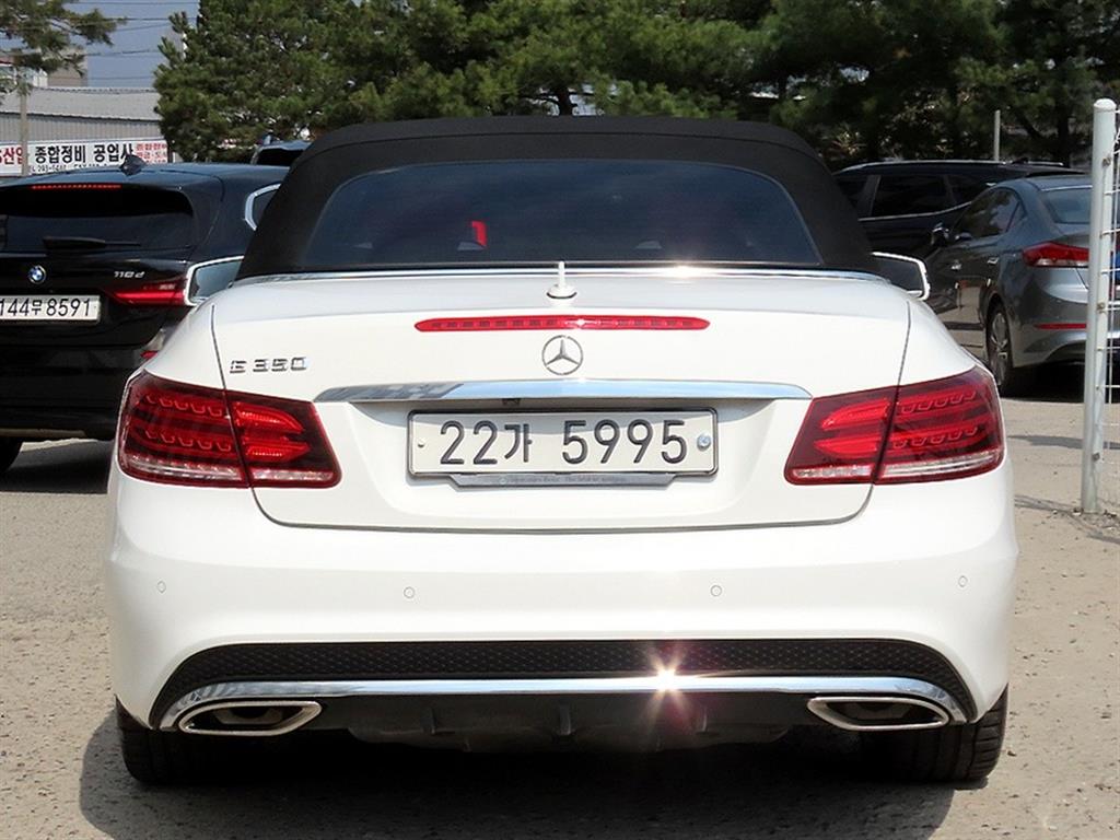 Mercedes Benz E class - Vista 4