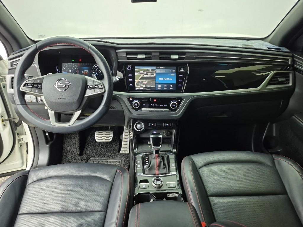 Ssangyong Korando - Vista 5